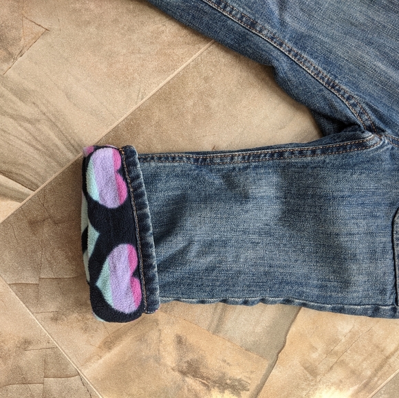 Old Navy fleece lined jeans 18-24 - Picture 5 of 7